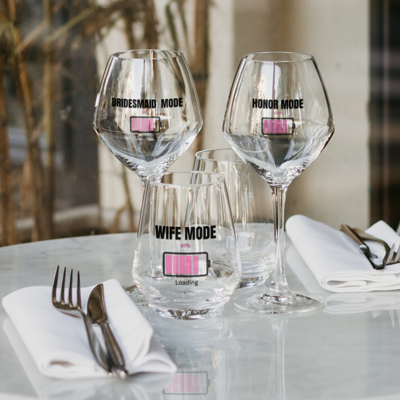 Bridesmaid Mode, Honor Mode and Wife Mode wine glasses with battery design for bridal party celebration